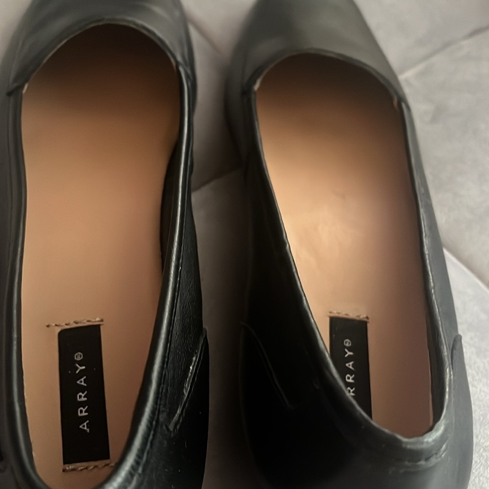 “Array: Freedom Flats size 8” - Picture 4 of 10